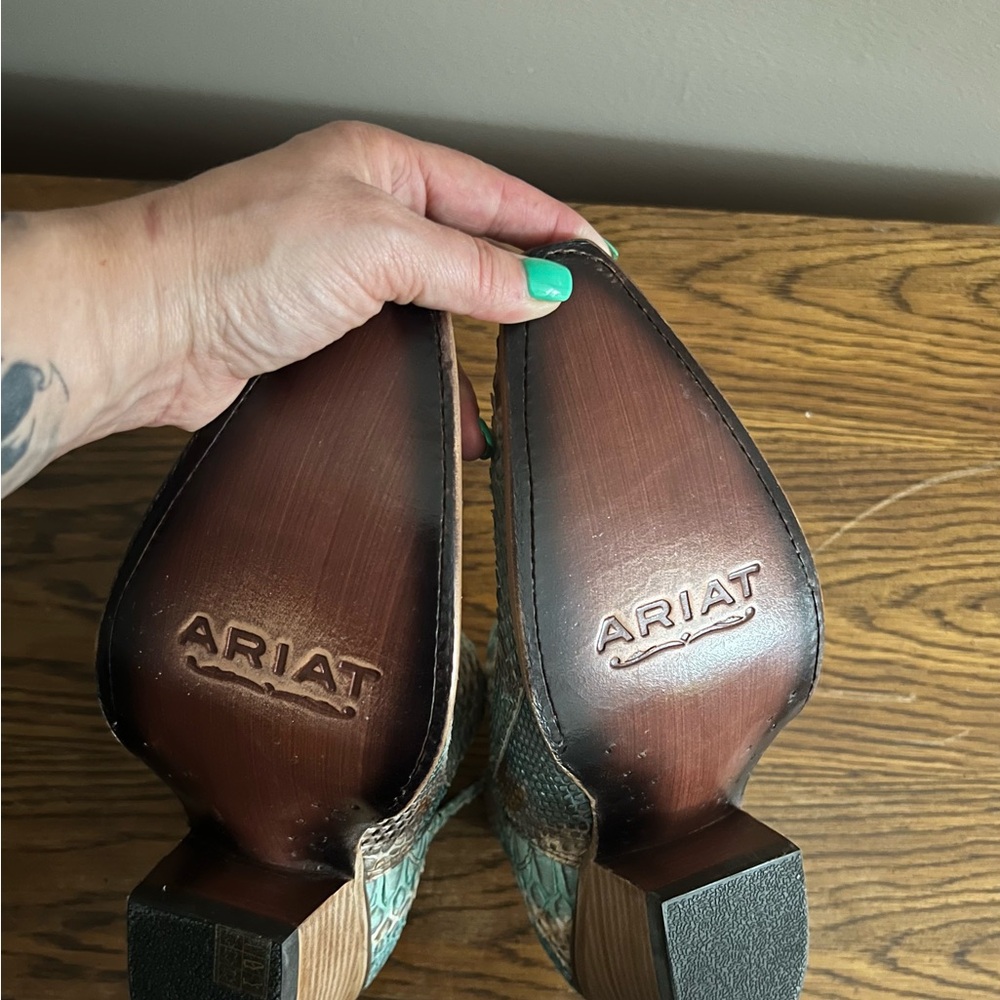 Ariat Womens Dixon Python Skin Blue and Tan Ankle Boots with Textured Finish - Picture 6 of 7